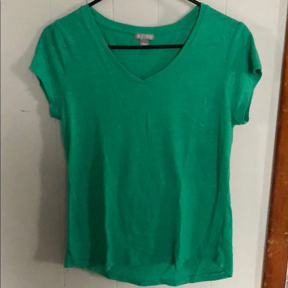 Green v-neck t-shirt